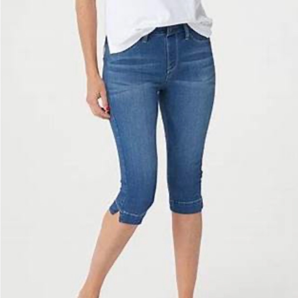 Laurie Felt Silky Denim Pull-On Pedal Pusher Jeans